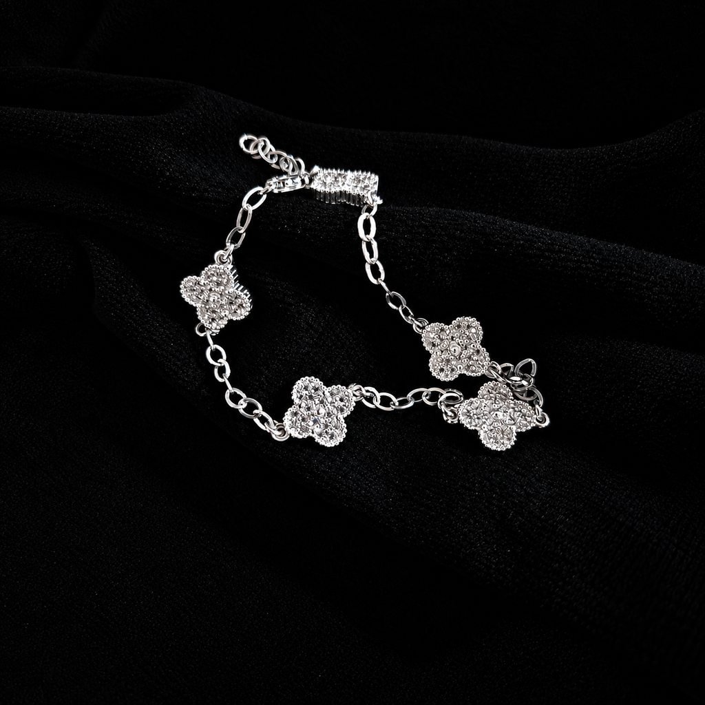 Pulso Tréboles con Zirconia